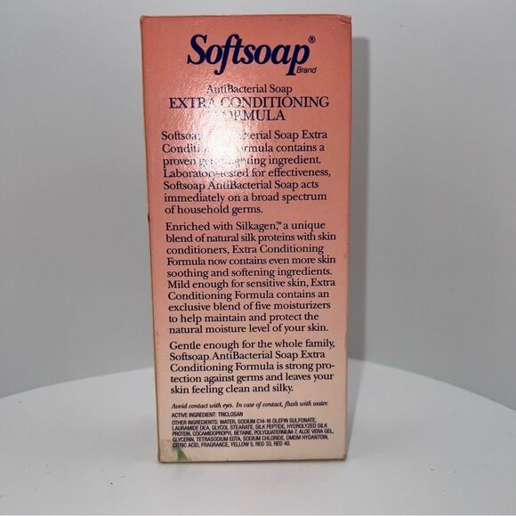 Vintage Softsoap ~ Antibacterial Hand Soap ~ Pump Bottle ~ Extra Conditioning - Picture 4 of 11